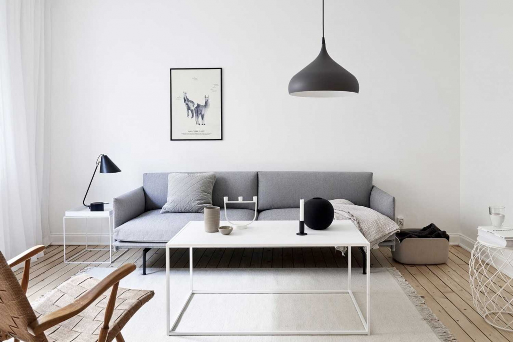 Clean lines and simplicity in a minimalist home design